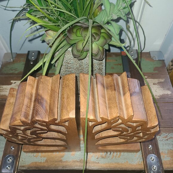 Wooden Bookends Wood  Hand Crafted Vintage Carved Tree 8" x 10" x 3" - Picture 2 of 11